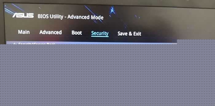 把Secure Boot control选enabled改为disabled关闭安全启动